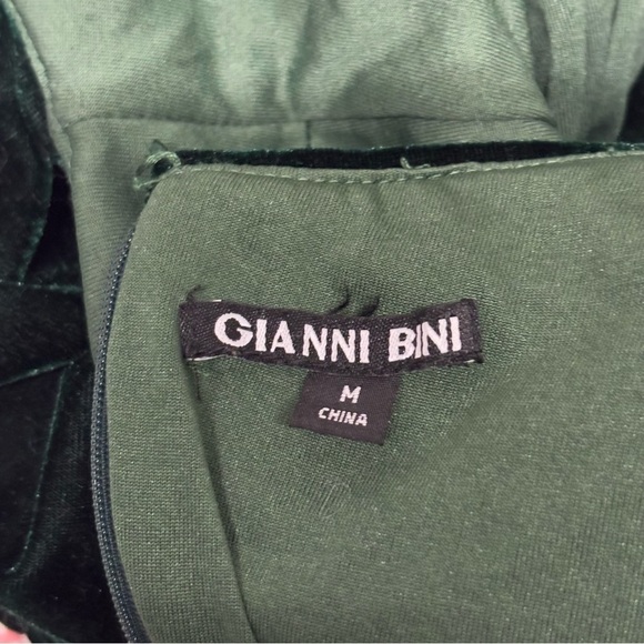 Gianni Bini Velvet Green Mini Dress M - Picture 6 of 6